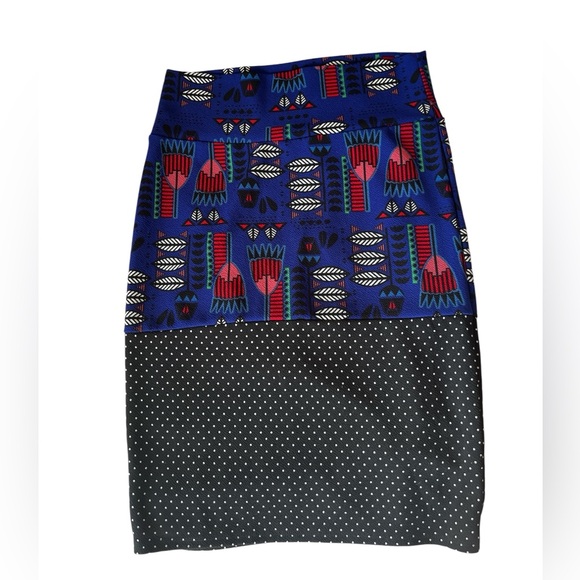 Elegant Blue and Black Patterned Skirt Lularoe - Picture 1 of 3